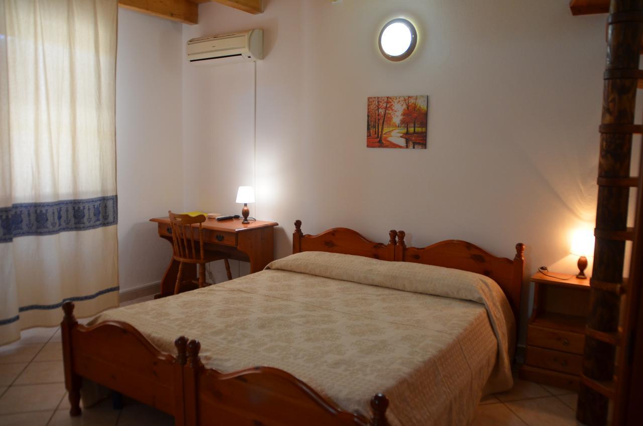 Agriturismo Agrifoglio San Giovanni Suèrgiu Kültér fotó