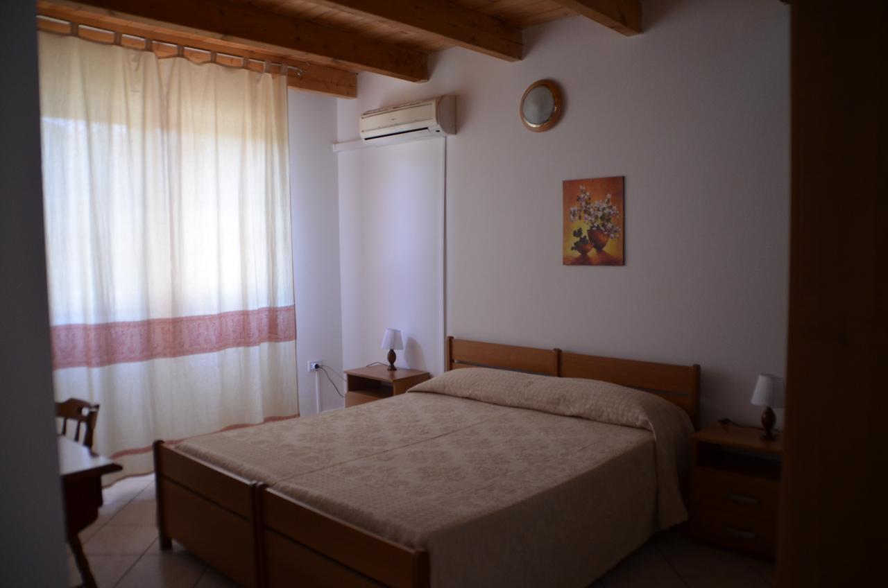 Agriturismo Agrifoglio San Giovanni Suèrgiu Kültér fotó