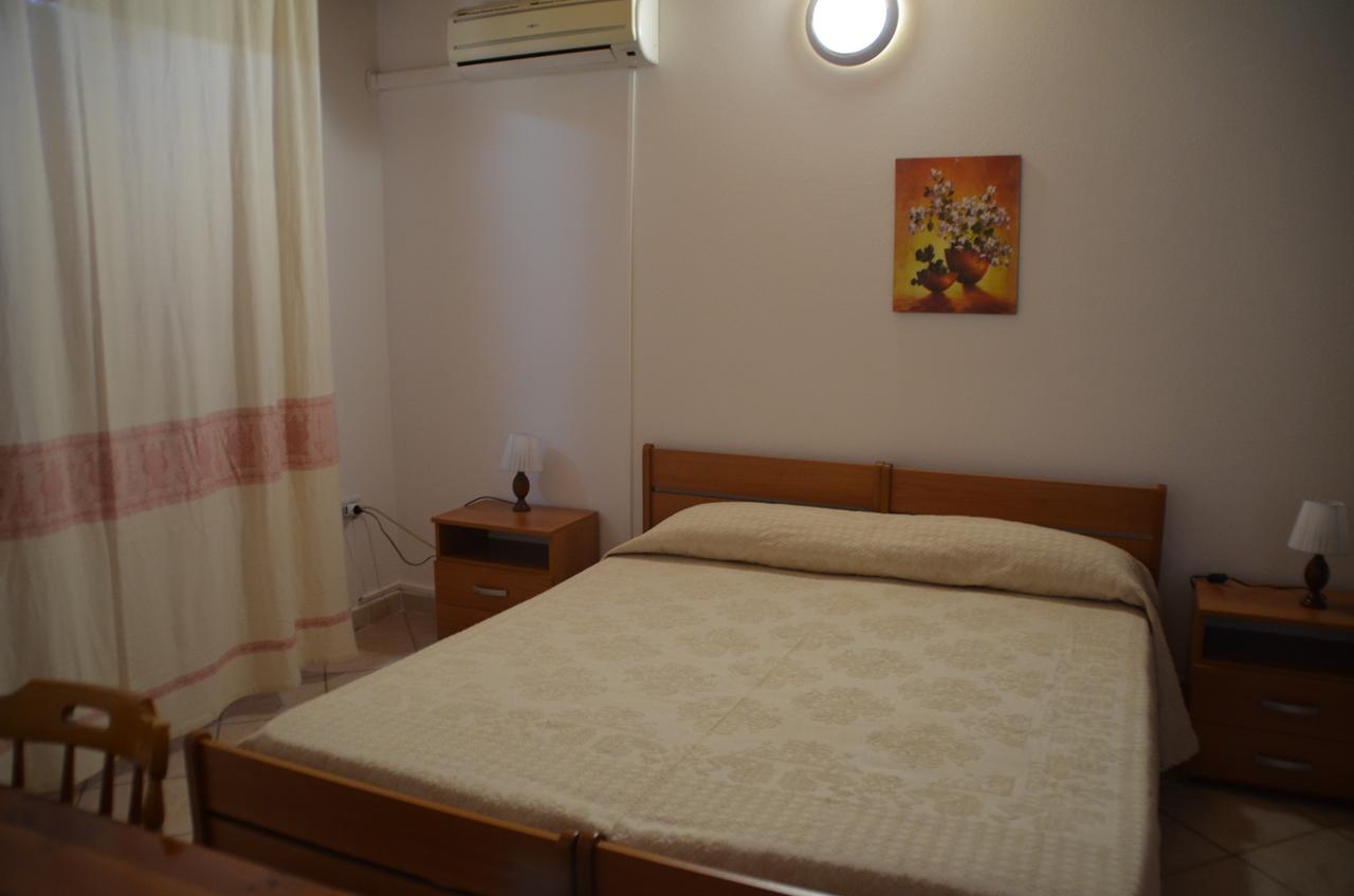 Agriturismo Agrifoglio San Giovanni Suèrgiu Kültér fotó